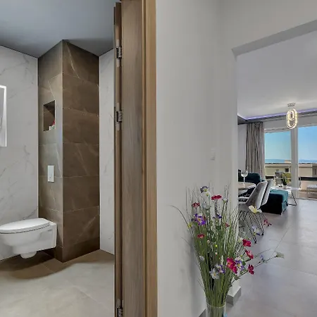 Ivana - Luxurious Apartment *